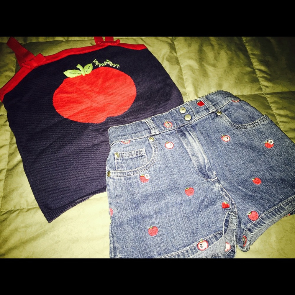 Adorable Gymboree Summer 2-pc outfit "Apples"
