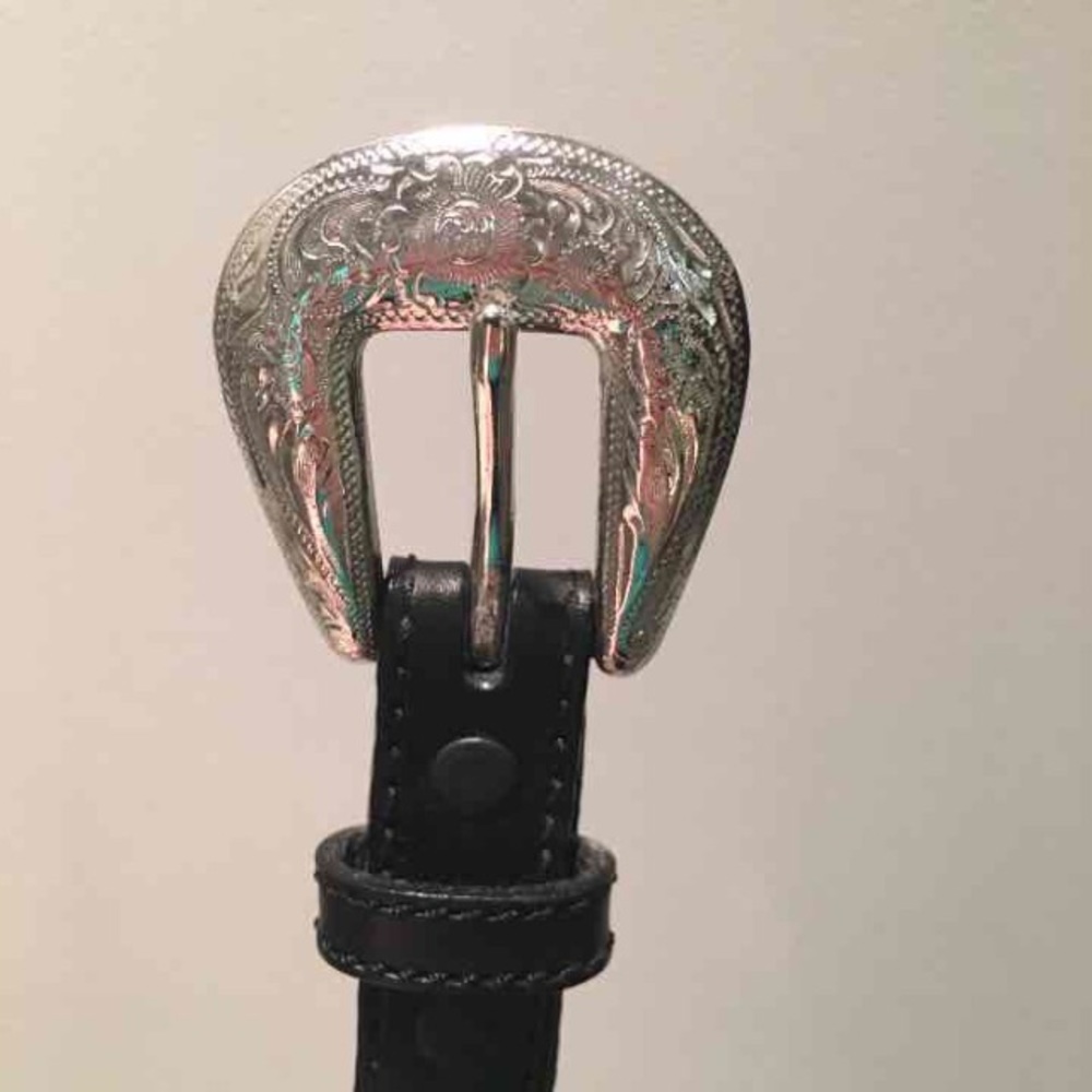 Ladies cowgirl western style belt