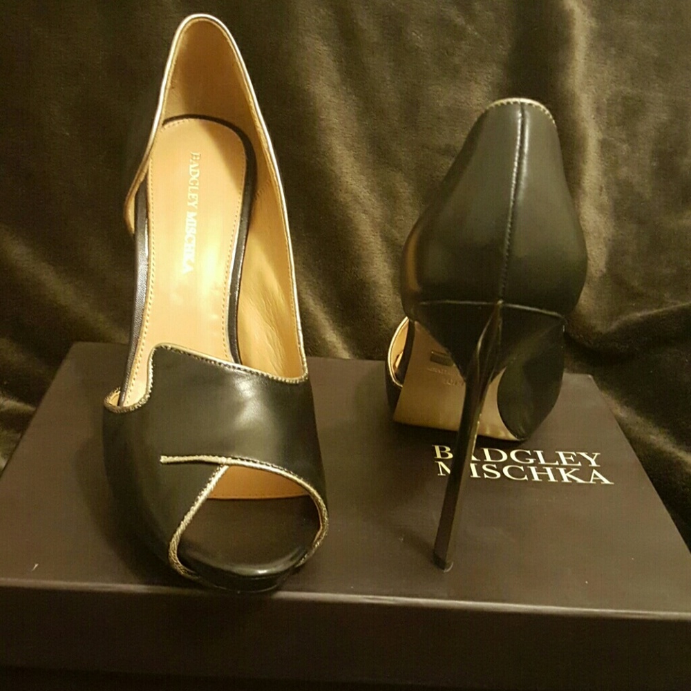 Never worn