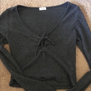 Brandy Melville (John Galt) long sleeve crop top