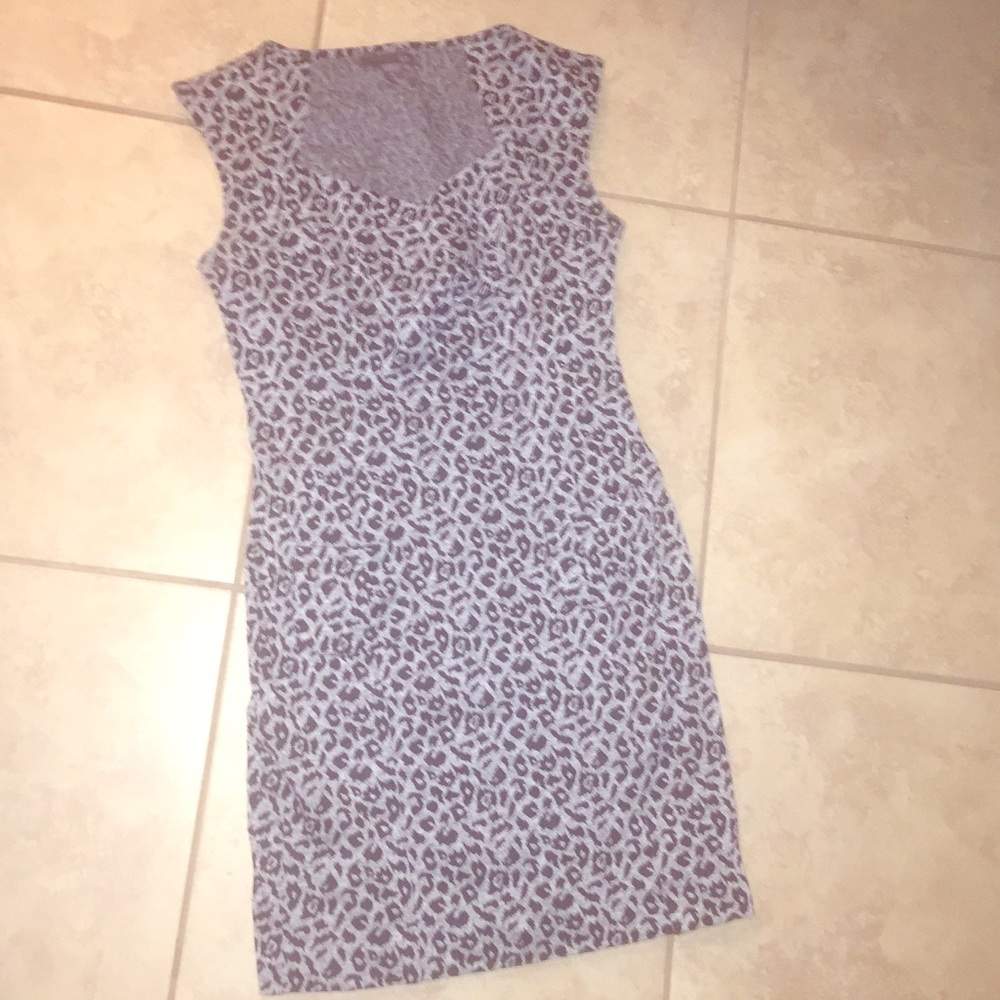 Forever 21 leopard dress with pockets