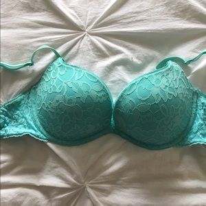Victoria's Secret the Lacie Push Up Bra