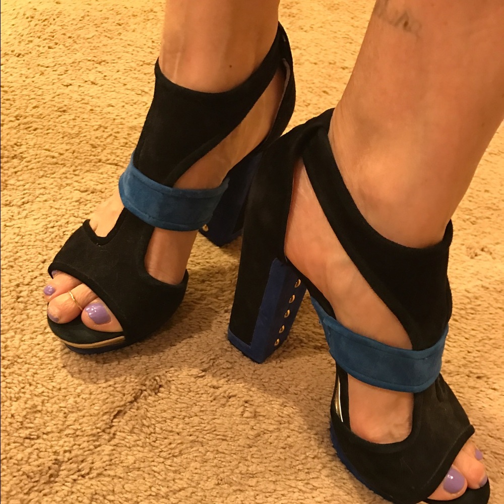 Vince Camuto heels