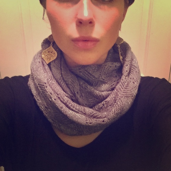 Accessories - NWOT. Gray and silver Infiniti scarf