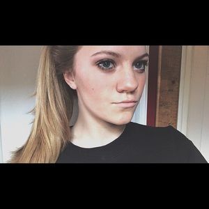 Meet your Posher, Jena