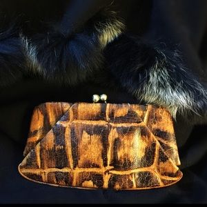 NWOT HOBO Clutch