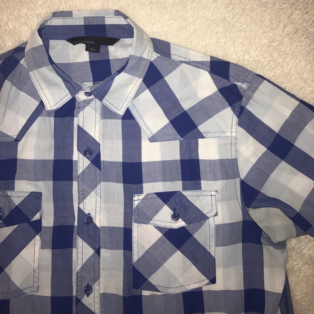 Men's large button up casual shirt