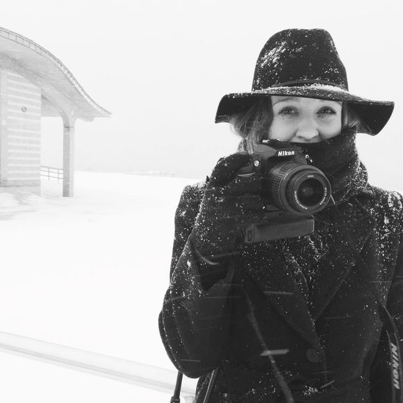 Meet your Posher, Ashley - Picture 1 of 1