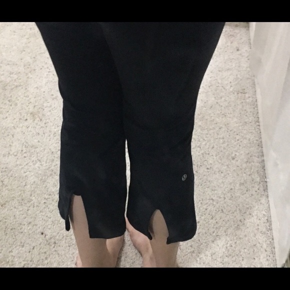 LuluLemon Black Capris - Picture 4 of 4