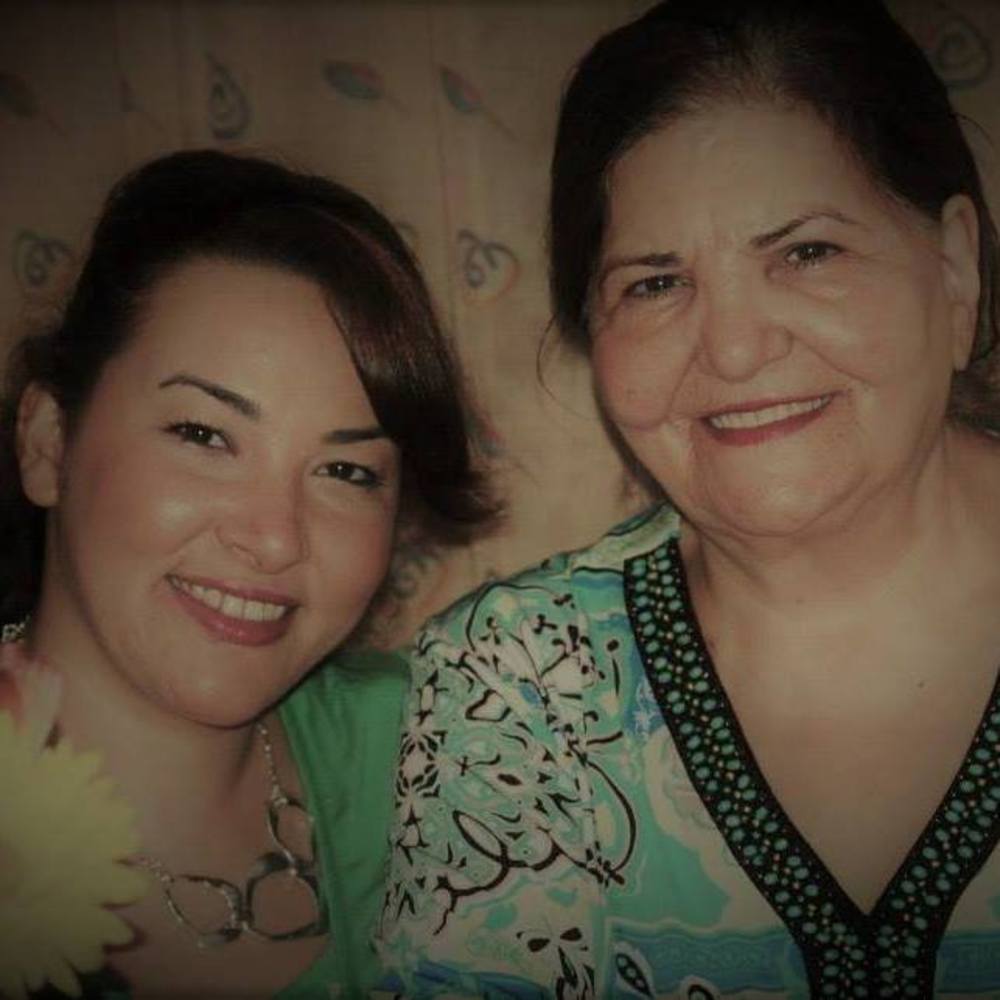 Meet your Posher, Niloofar