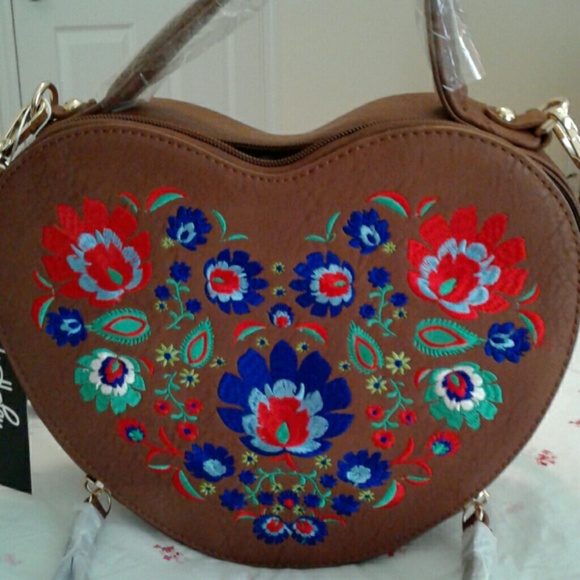 ONE LEFT - Picture 2 of 7