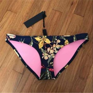 TRIANGL BIKINI BOTTOMS
