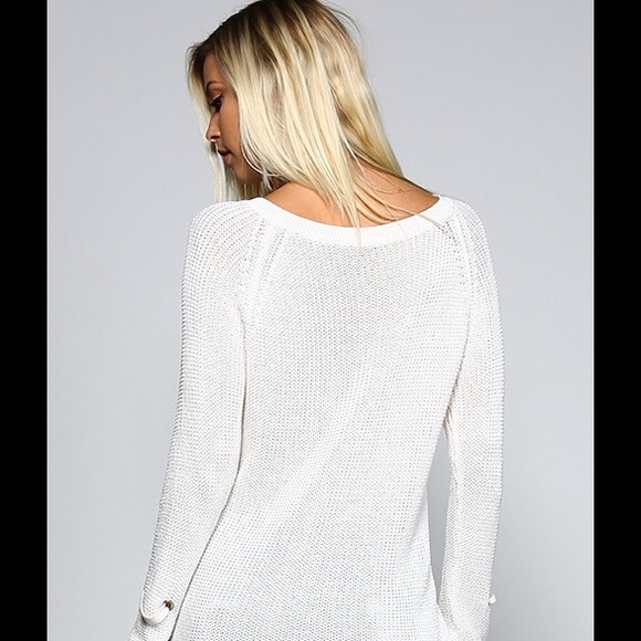 Sale SOFT LIGHTWEIGHT TOP last one left! - Picture 5 of 5