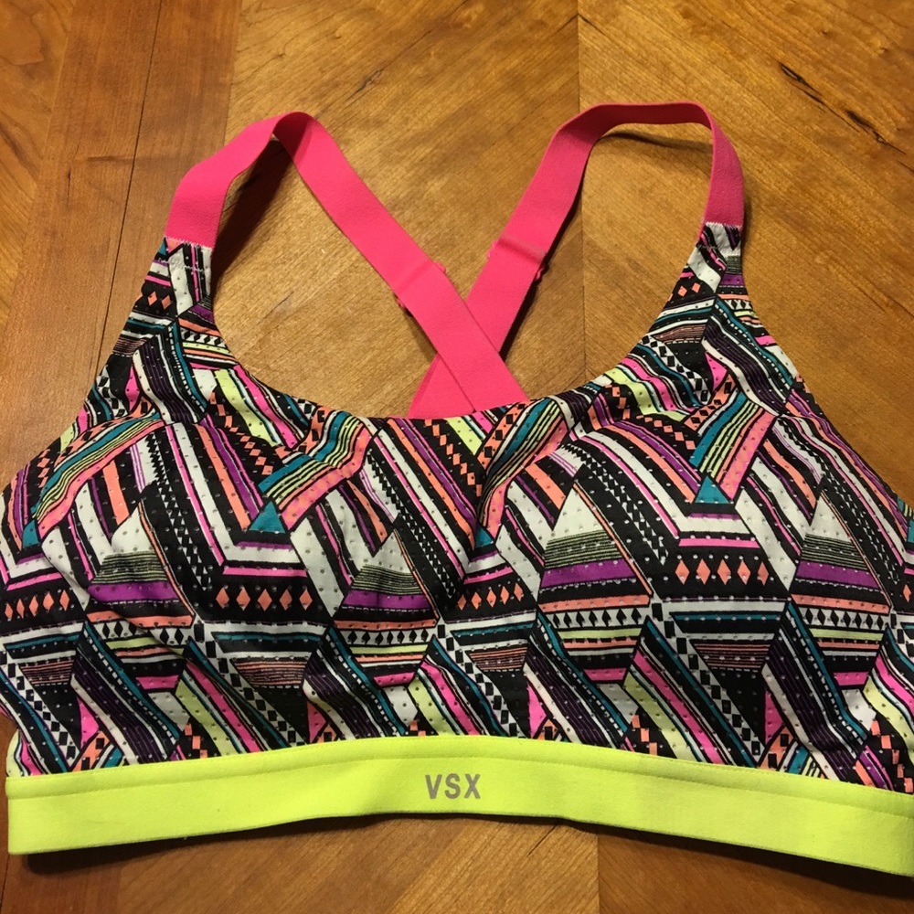 VSX LIGHTLY PADDED SPORTS BRA 34D