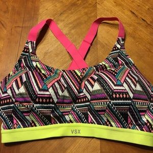 VSX LIGHTLY PADDED SPORTS BRA 34D