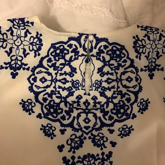 Blue and white two piece set - Picture 4 of 5