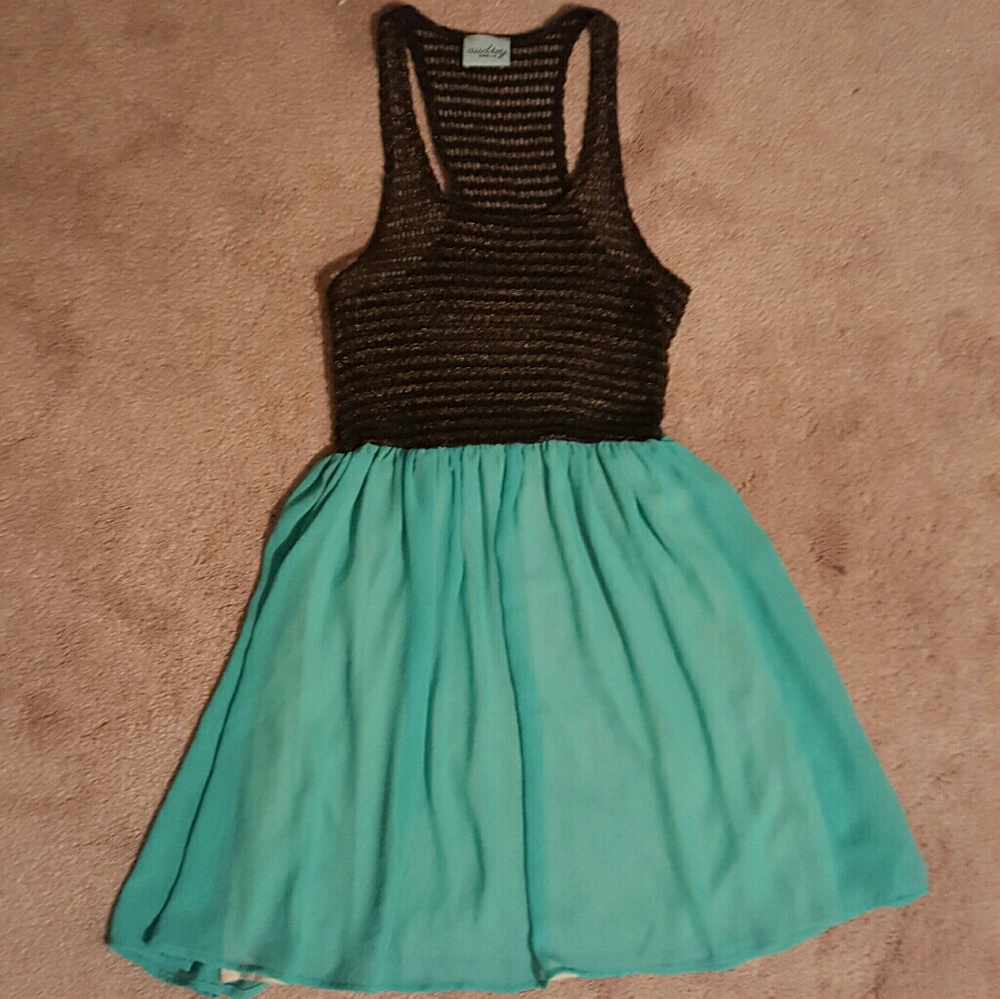Super cute mesh and chiffon dress