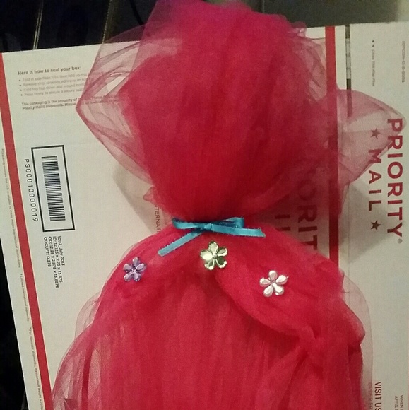 Trolls Princess Poppy Easter basket - Picture 4 of 6