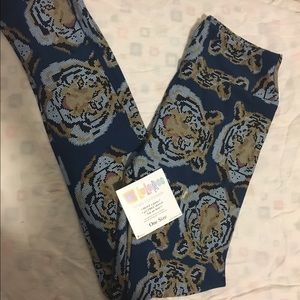 Lularoe tiger leggings