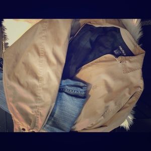 Zip Up Lightweight Jacket