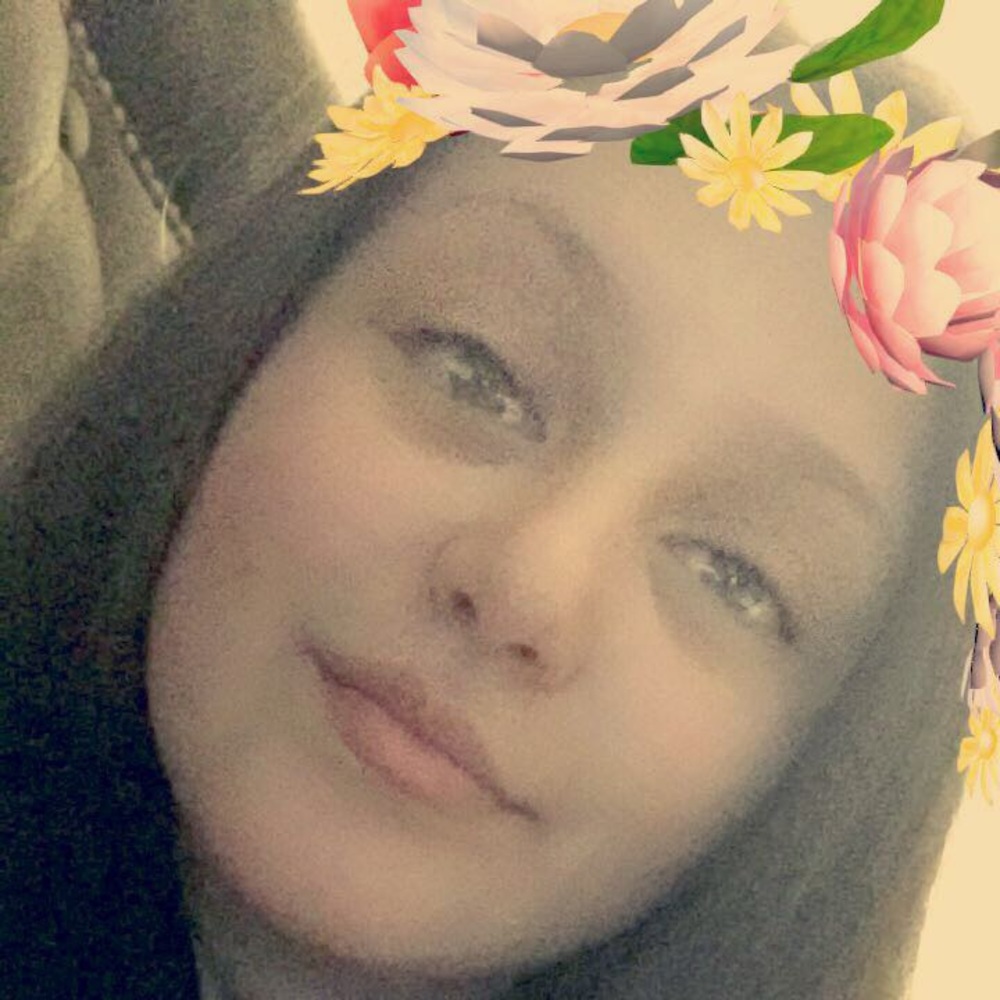 Meet your Posher, Arielle