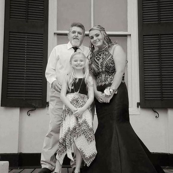 Meet your Posher, Dani leigh - Picture 1 of 1