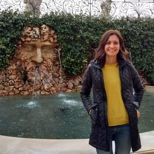 Meet your Posher, Adrianna