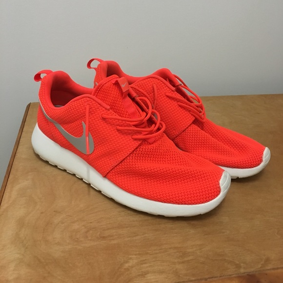 Orange Nike roshe runs - Picture 1 of 4