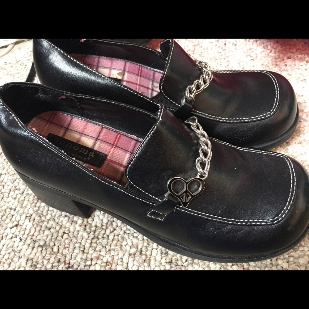Black Shoes for Girls