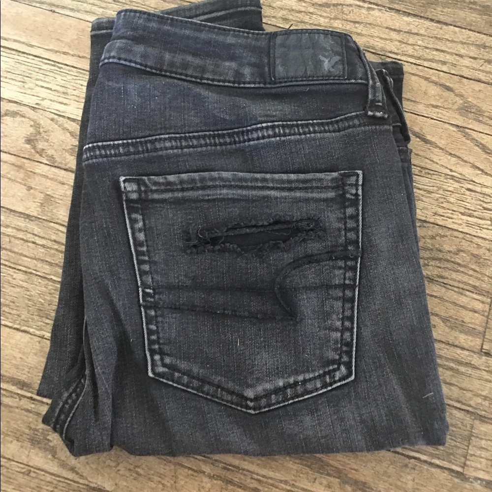BLACK American eagle skinny jeans