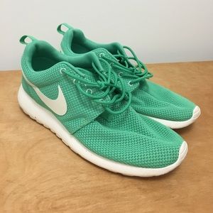 Roshe runs