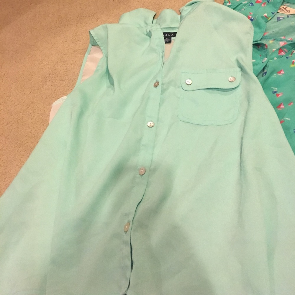Hollister bundle!!!!! - Picture 3 of 4