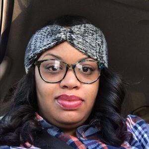 Meet your Posher, Robin