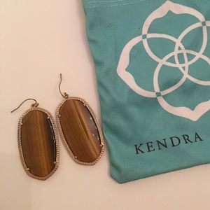 Kendra Scott Danielle earring - gold catseye.