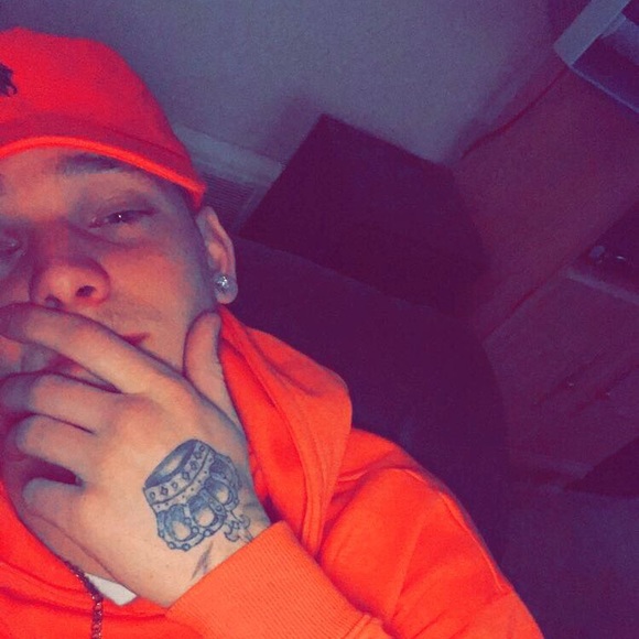 Meet your Posher, Drew - Picture 1 of 1