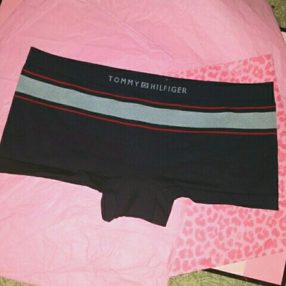 Tommy Hilfiger Boyshort Size XS