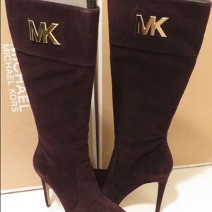 MICHAEL KORS HAYLEY COFFEE SUEDE PLATFORM BOOT