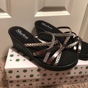 Sketchers New six 10