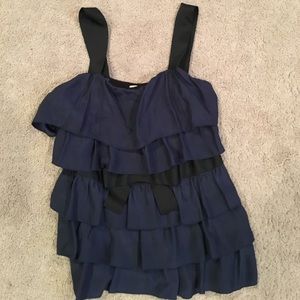 Super cute frilly top