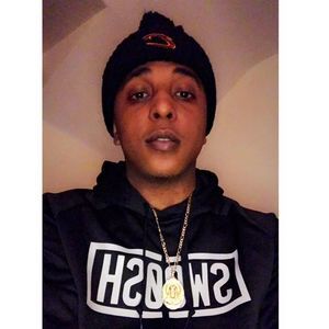 Meet your Posher, Holly