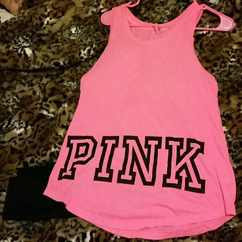 Vs pink top