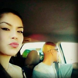 Meet your Posher, Corina