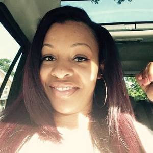 Meet your Posher, Alicia