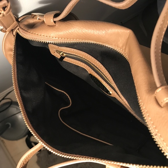 Tan Purse - Picture 3 of 3