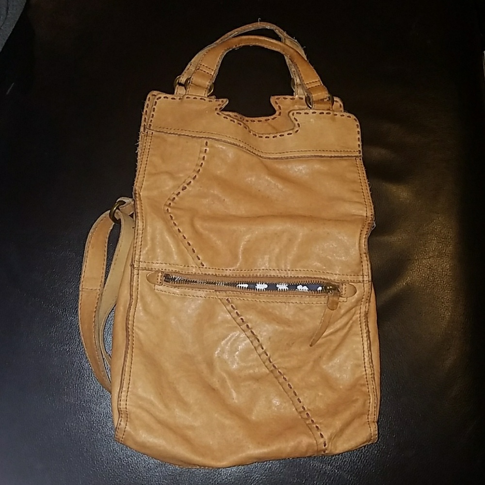 Lucky Brand abbey road leather bag.