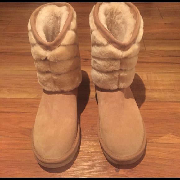 🎉BOOT BLOWOUT🎉NEW CHEVRON DETAILED UGG BOOT - Picture 5 of 7