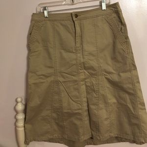Bandolinoblu khaki colored skirt