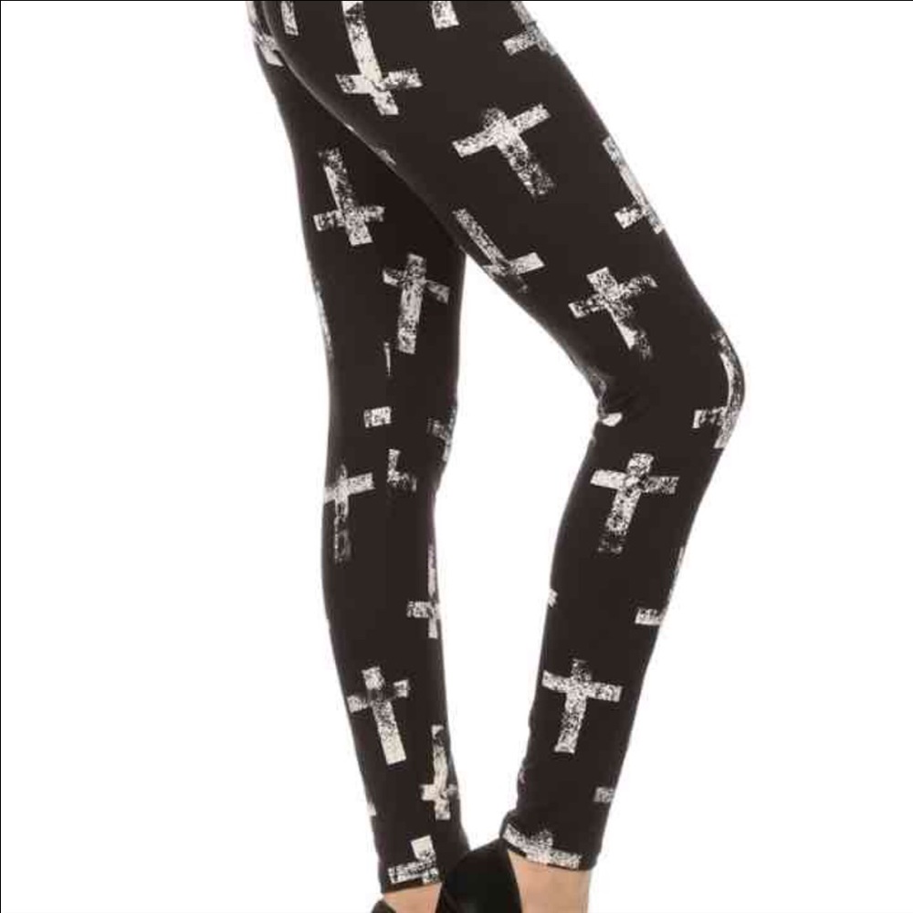 ✝️CROSS LEGGINGS✝️