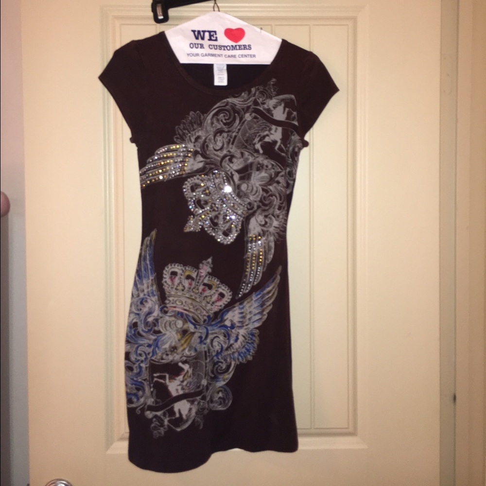Short sleeve brown dress