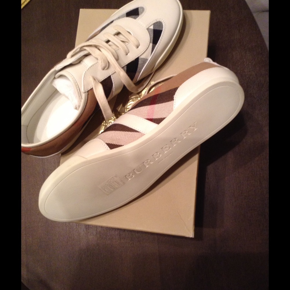 Burberry trainer - sold on a trade